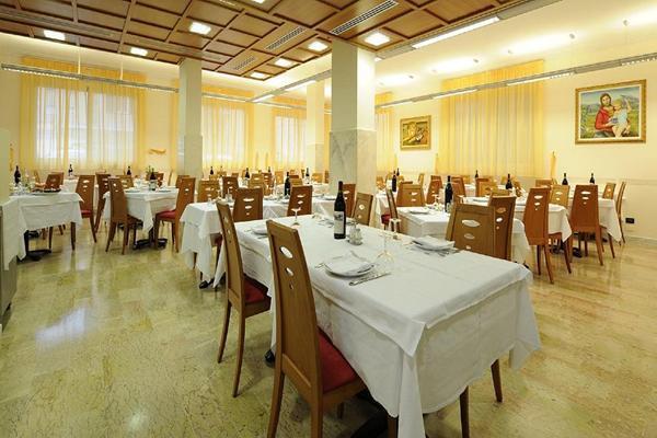Hotel Adler Alassio Exterior foto